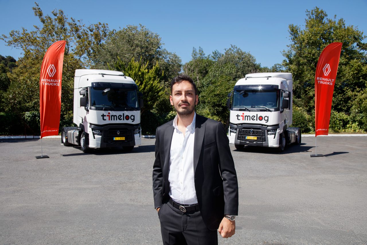 Timelog Lojistik filosuna 20 adet Renault Trucks T 480 çekici ekledi