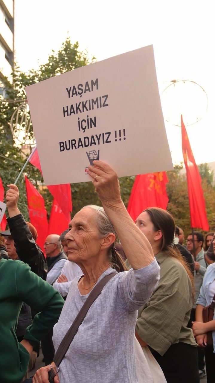TKP, emekli Ali Şekeroğlu'nun ardından Ankara'da eylem düzenledi
