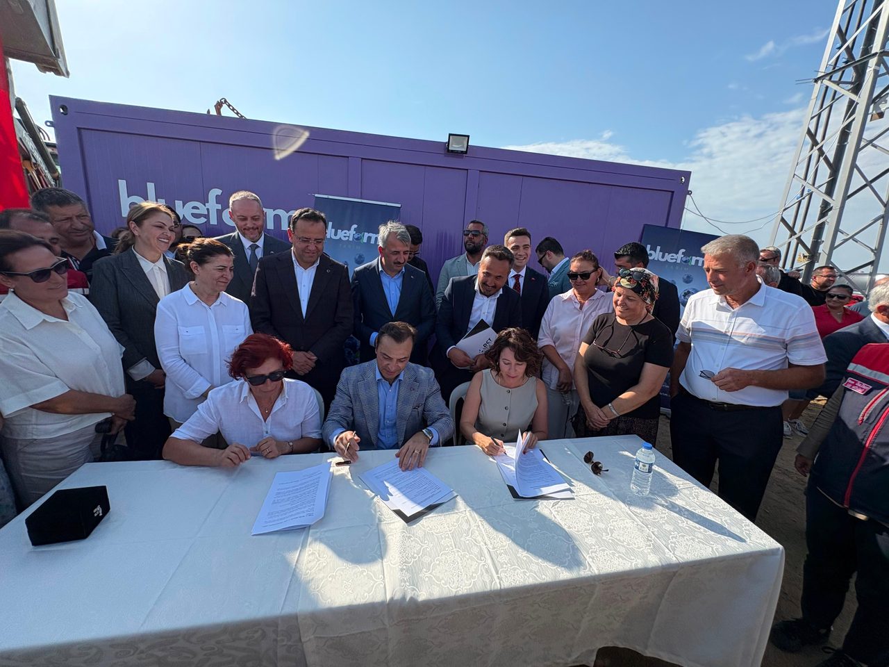 Bluefarm Tarım, İpsala'da kadın girişimcilerle yaban mersini üretim projesini başlattı