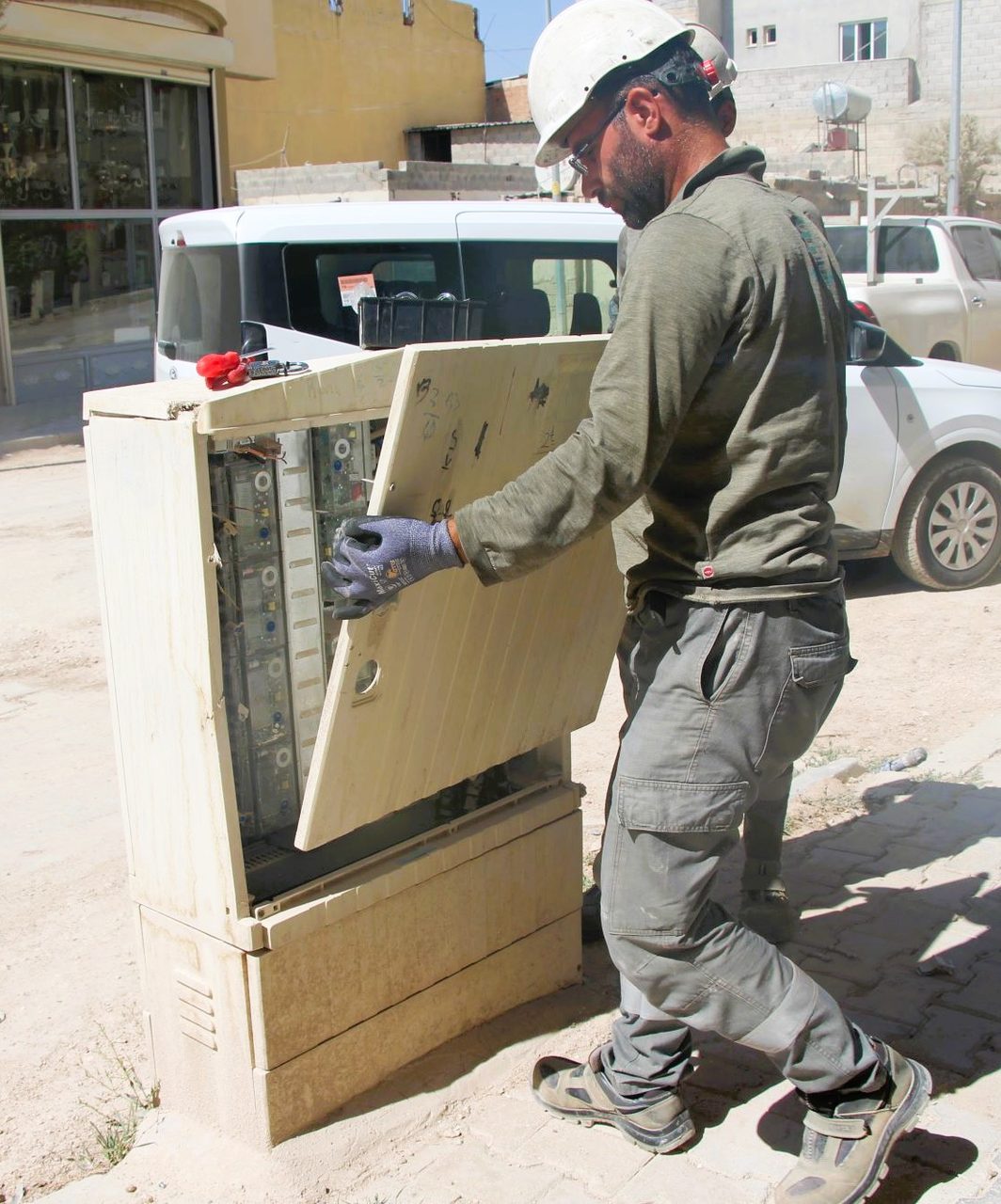Şanlıurfa'da 4 Bine Yakın Elektrik Panosu Yetkisiz Müdahaleden Kurtarıldı
