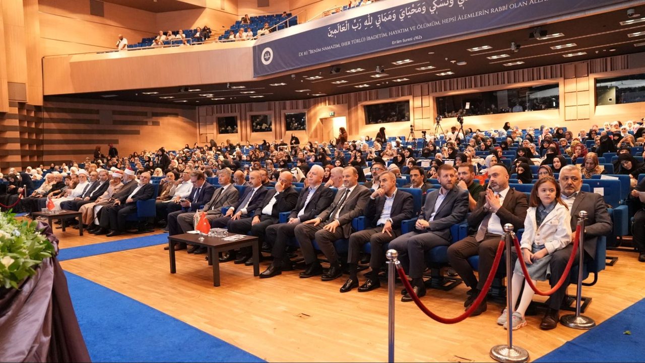 İhya Vakfı'nda 33 Hafıza İcazet Verildi