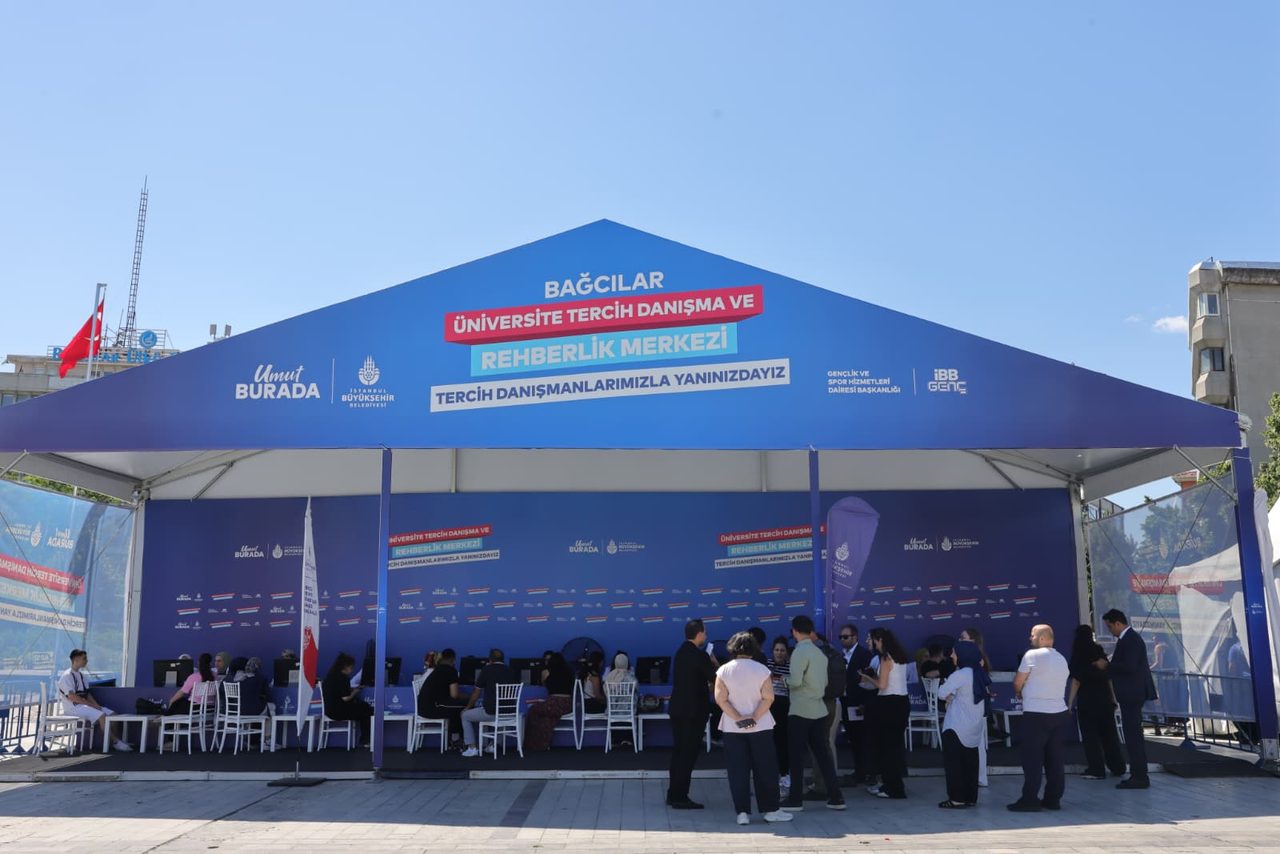 İBB tercih danışmanlığı hizmeti 39 ilçede devam ediyor