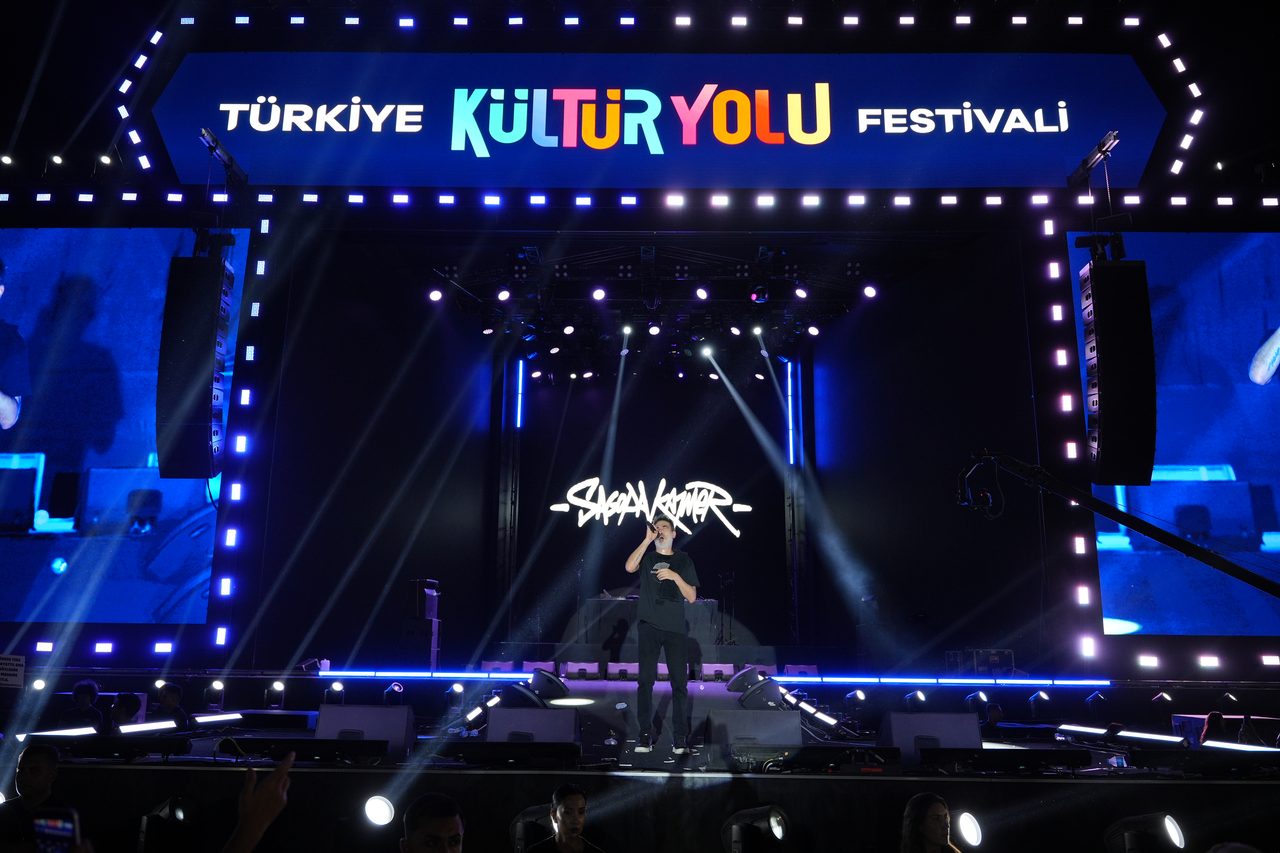 Van Kültür Yolu Festivali'nde Sagopa Kajmer Konseri Gerçekleşti