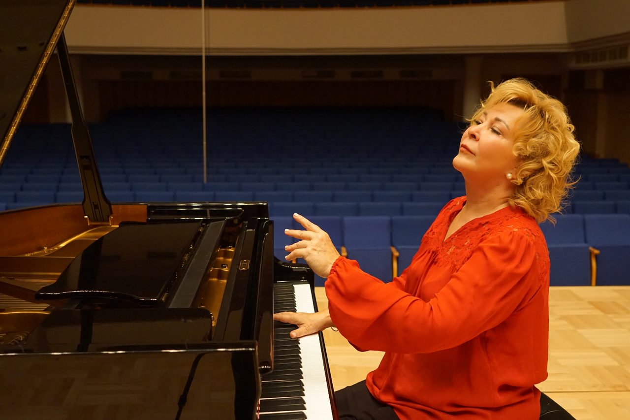 Piyanist Gülsin Onay Haziran'da Almanya'da Dört Konser Verecek