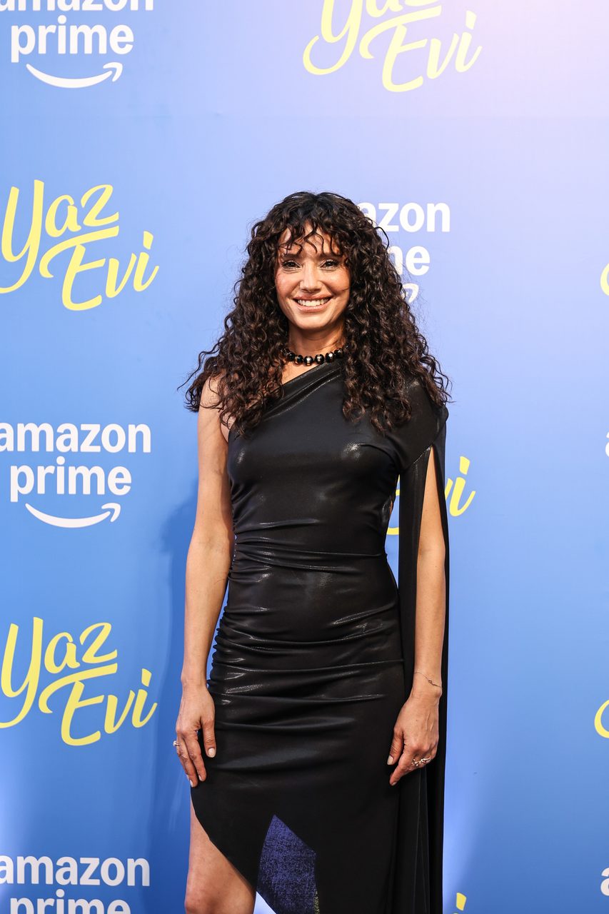 Prime Video'nun "Yaz Evi" Filmi Bodrum'da Görkemli Galayla Tanıtıldı