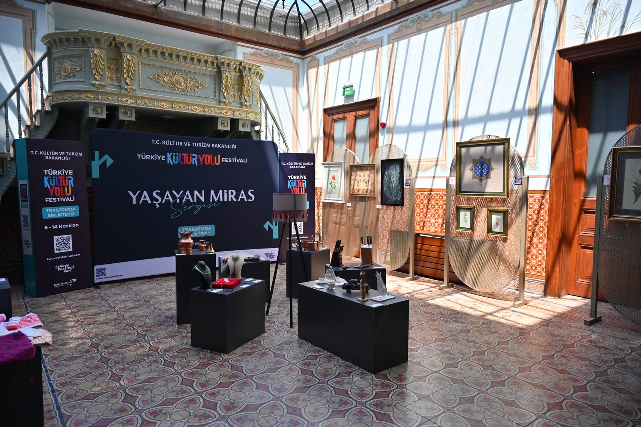 Trabzon Kültür Yolu Festivali 4. Günde Bohça, Ebru ve Müzikle Doldu