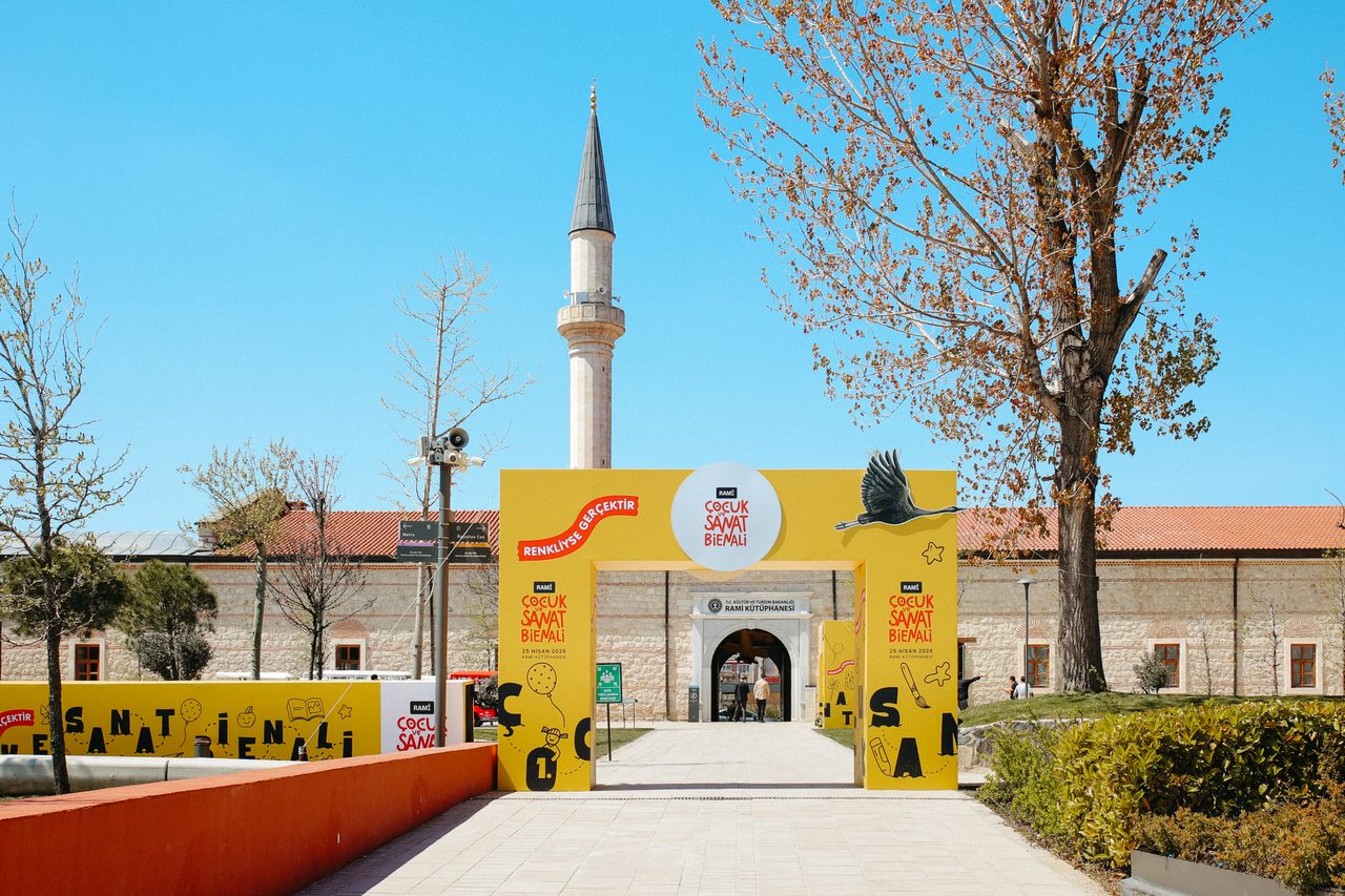 Rami Çocuk ve Sanat Bienali 450 bin ziyaretçiyi aştı, 31 Temmuz'a uzatıldı