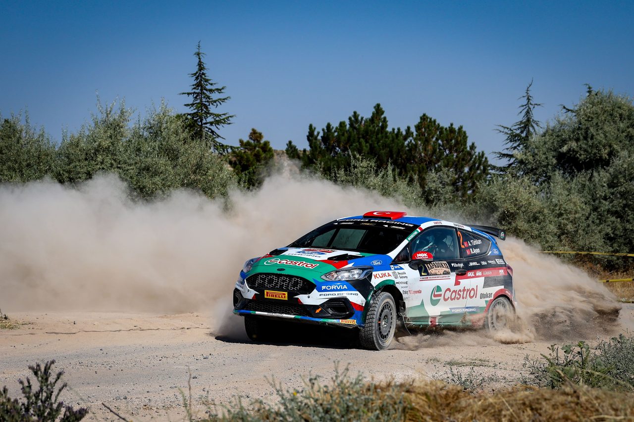 Castrol Ford Team Türkiye Kapadokya Rallisi'nde Duble Podyum Elde Etti