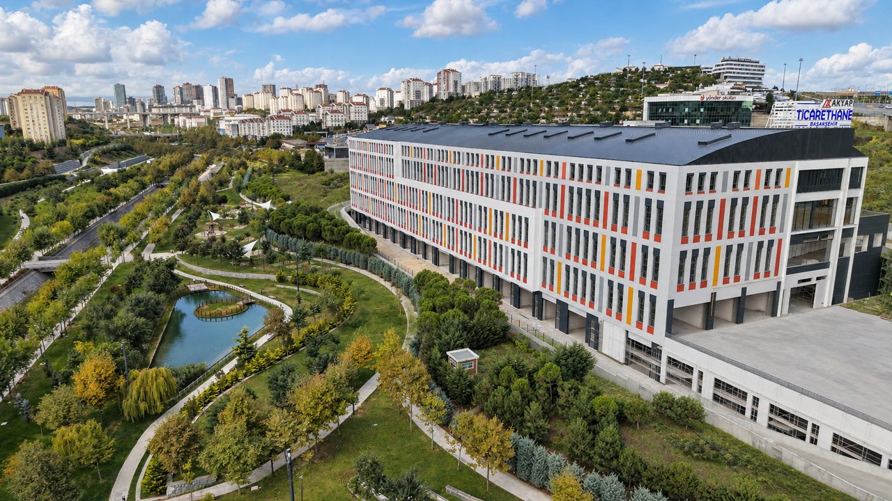 Akyapı'nın Yeni Ticarethane Modeli Türkiye'de İlk Kez "Metreküp" Satışını Başlattı
